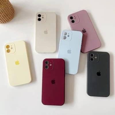 Capa Silicone Aveludada Fechada Proteção Câmera Compatível iPhone 11/ 12/ 13/ 