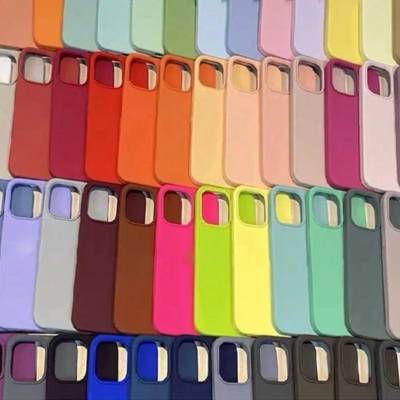 KIT 3 Ou 5 Capas Silicone Cor SortIdas Compatível Com Todos iPhone 17 16 15 14