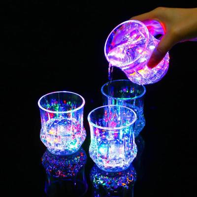 Copo acrílico uísque 200 ML LED com SENSOR Shot dose balada festa whiskey whis